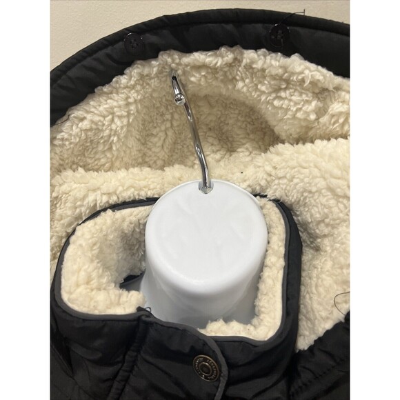 Aeropostale Hooded Puffer vest women Size Small Black Faux Fur - Picture 6 of 9